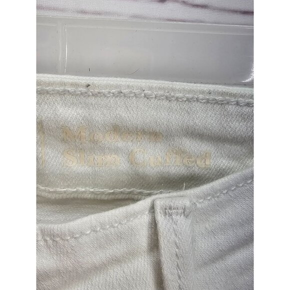 Signature By Levi Women’s White Cropped Ankle Distressed Jeans Size 20W - Picture 13 of 14